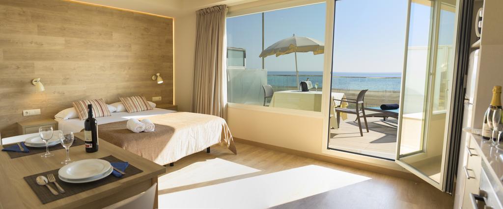 קסטלדפלס Apartamentos Voramar מראה חיצוני תמונה