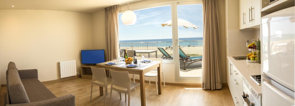 קסטלדפלס Apartamentos Voramar מראה חיצוני תמונה